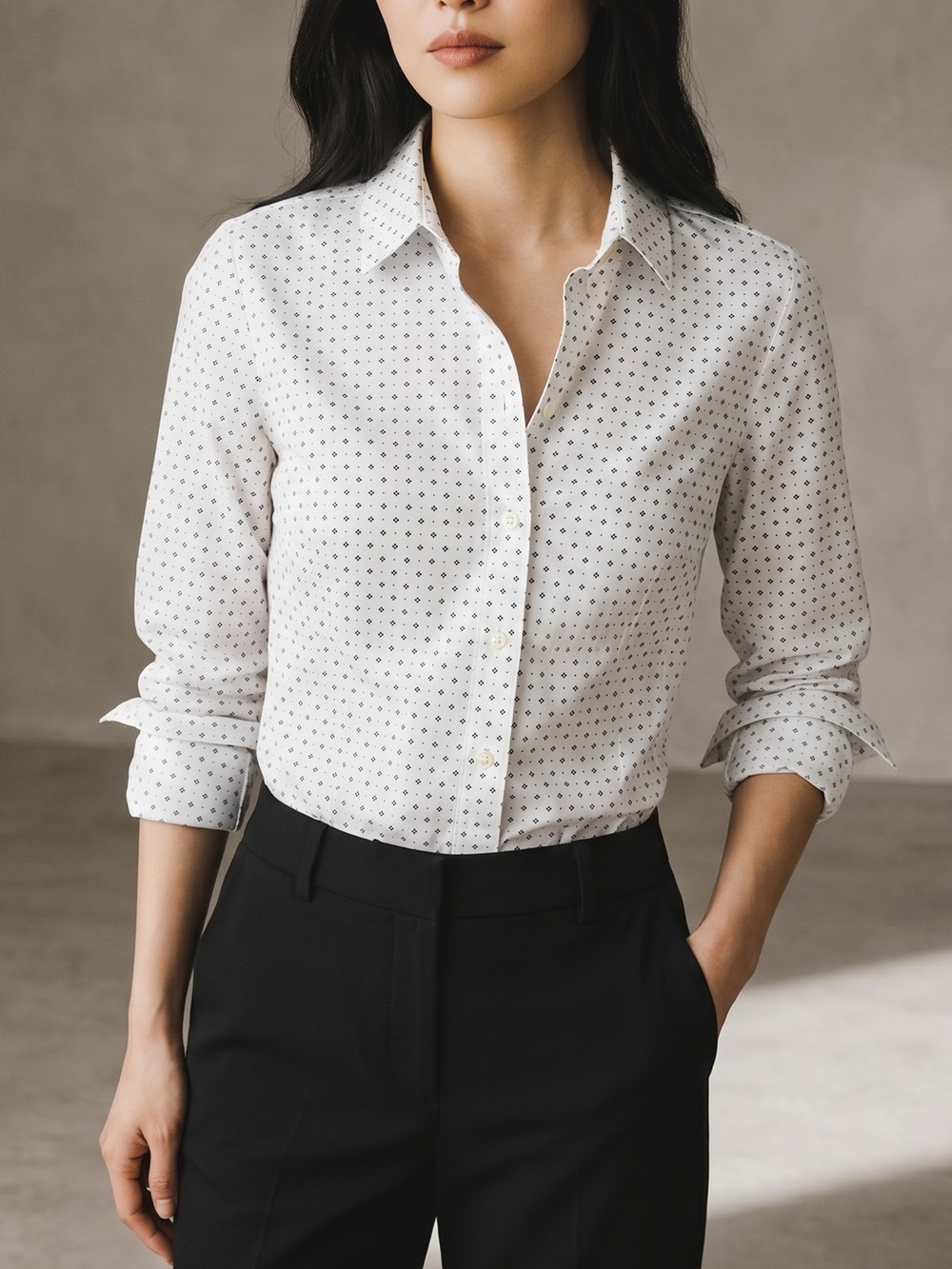 BANANA REPUBLIC Tailored Fit Dot Button Down Blouse | Size 00